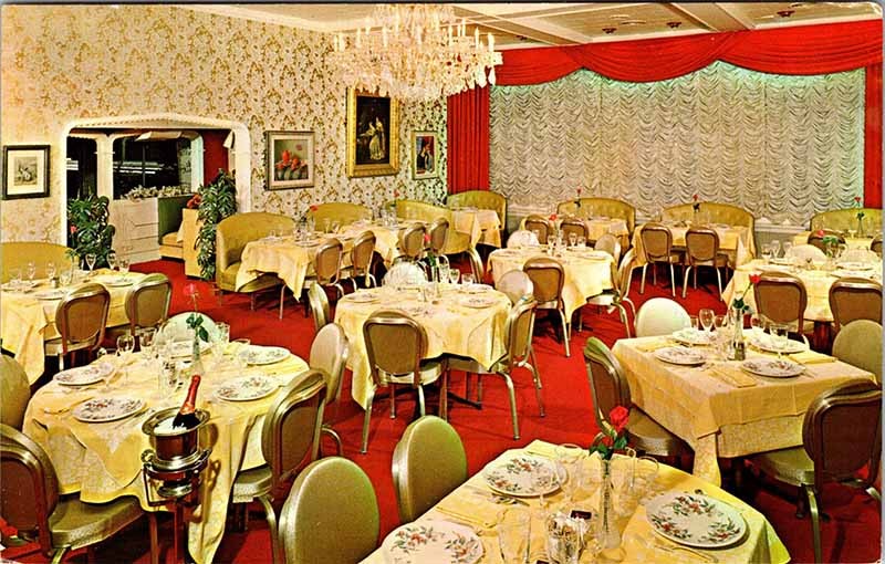 Postcard RESTAURANT SCENE Lyons Illinois IL m/09 AO8858