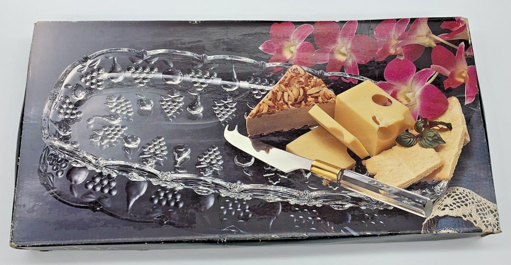 Vintage Studio Nova Wine Country Canape Serving Hors D' Ouvre 15” Tray W. German