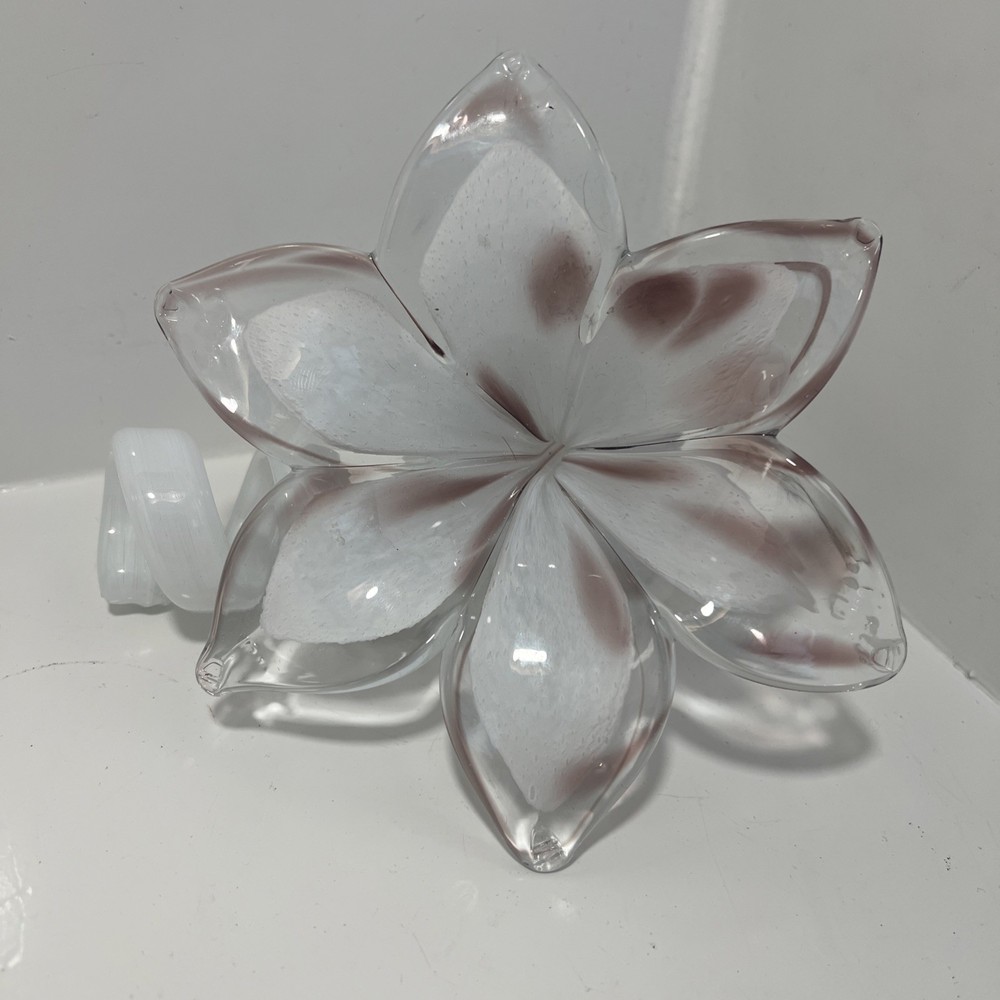 Vintage Murano blown glass flower