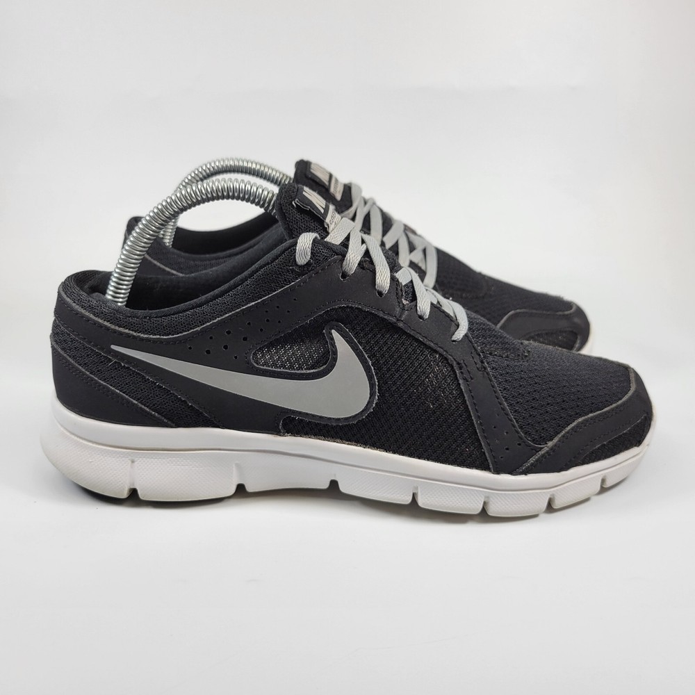 Nike Flex Experience RN 2 Womens Size 9  Black Athletic Running Shoes