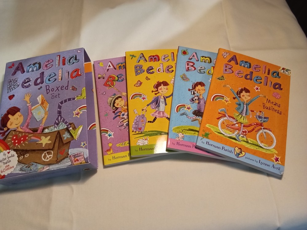 Amelia Bedelia Boxed Set, AB Means Business, Unleashed, Road Trip, Goes Wild