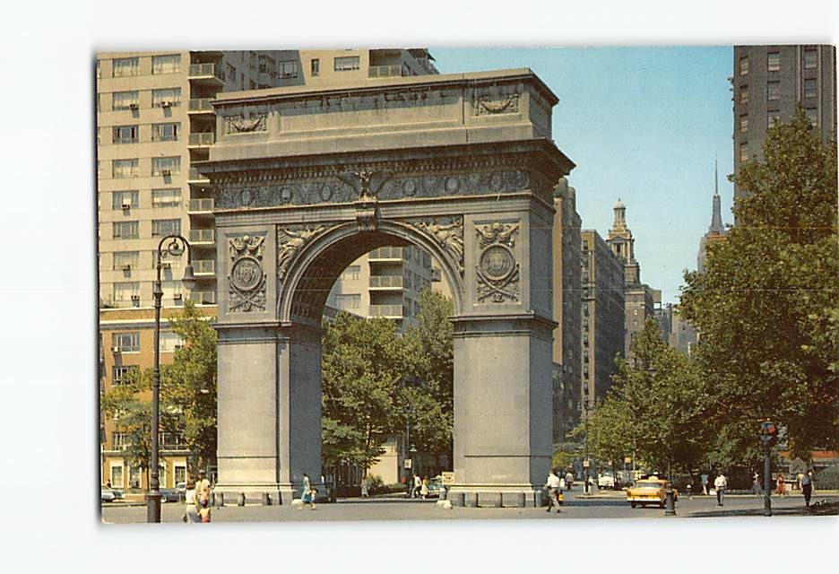 Postcard Greenwich Village & Washington Arch New York City New York USA