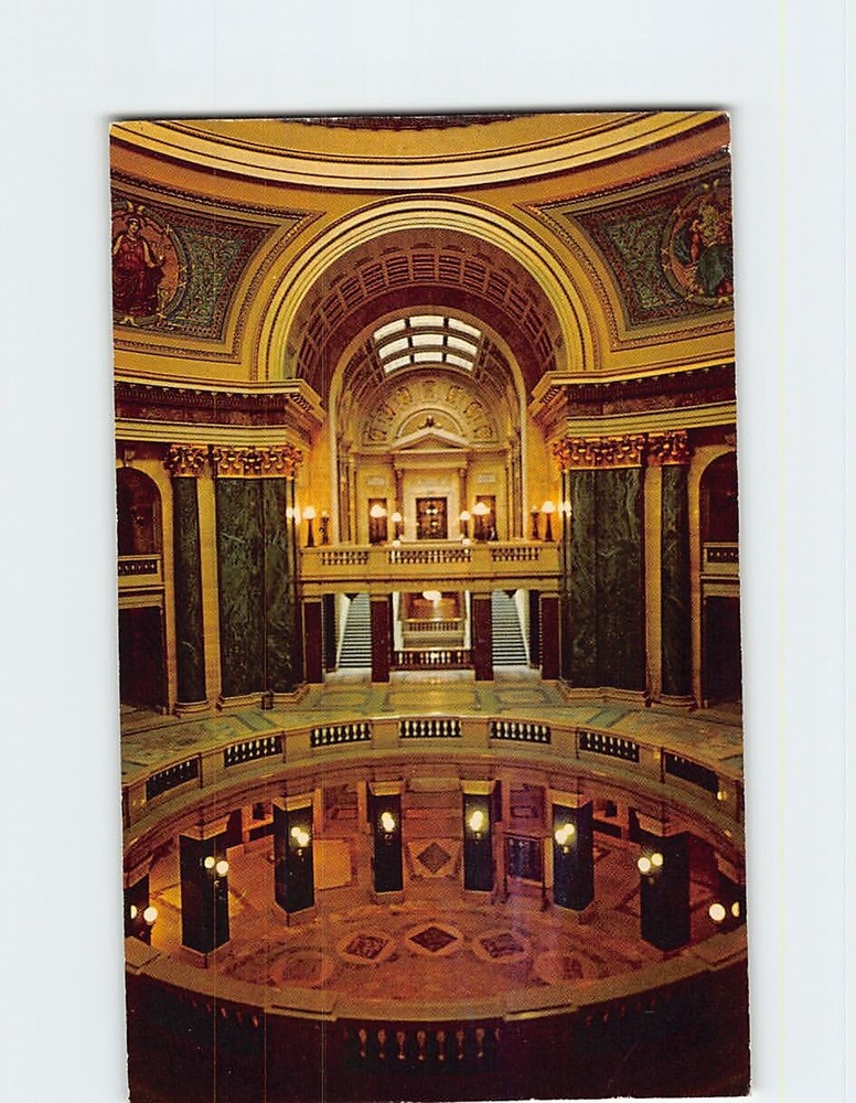 Postcard Rotunda State Capitol Madison Wisconsin USA