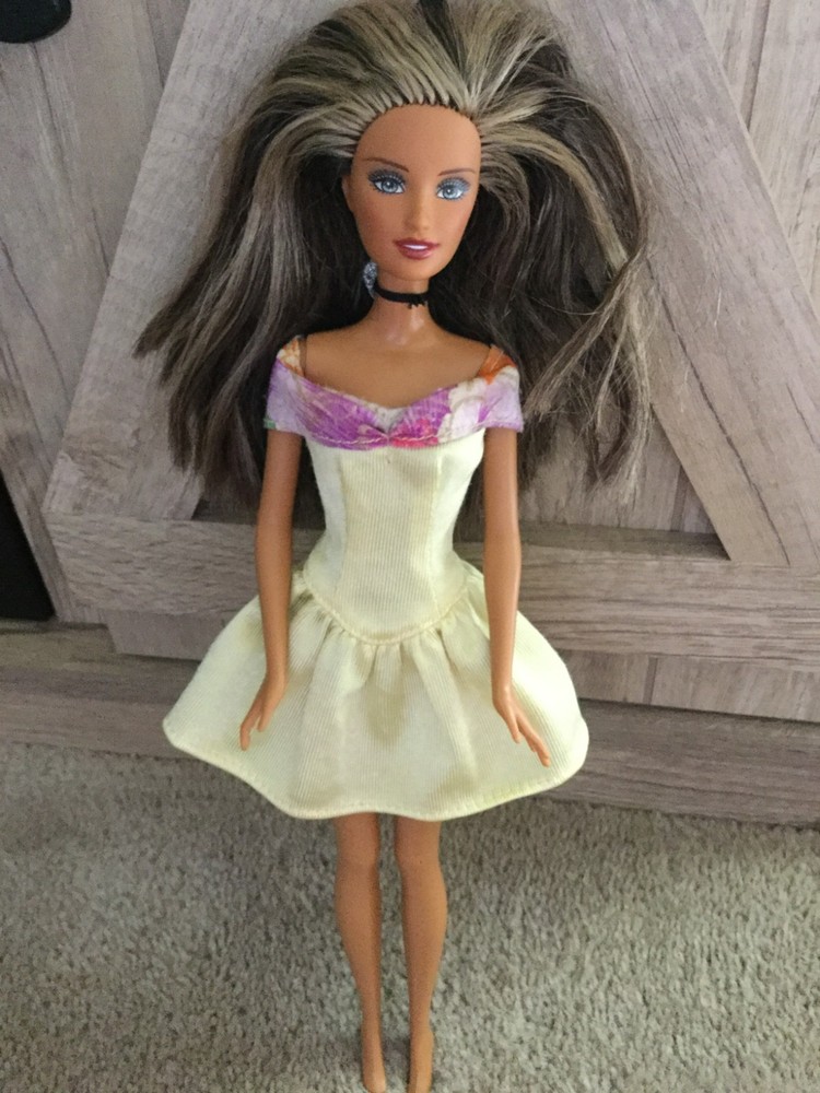 Mattel Barbie Doll Dress Solid Pale Yellow Floral Collar 90's Style Purple Tag