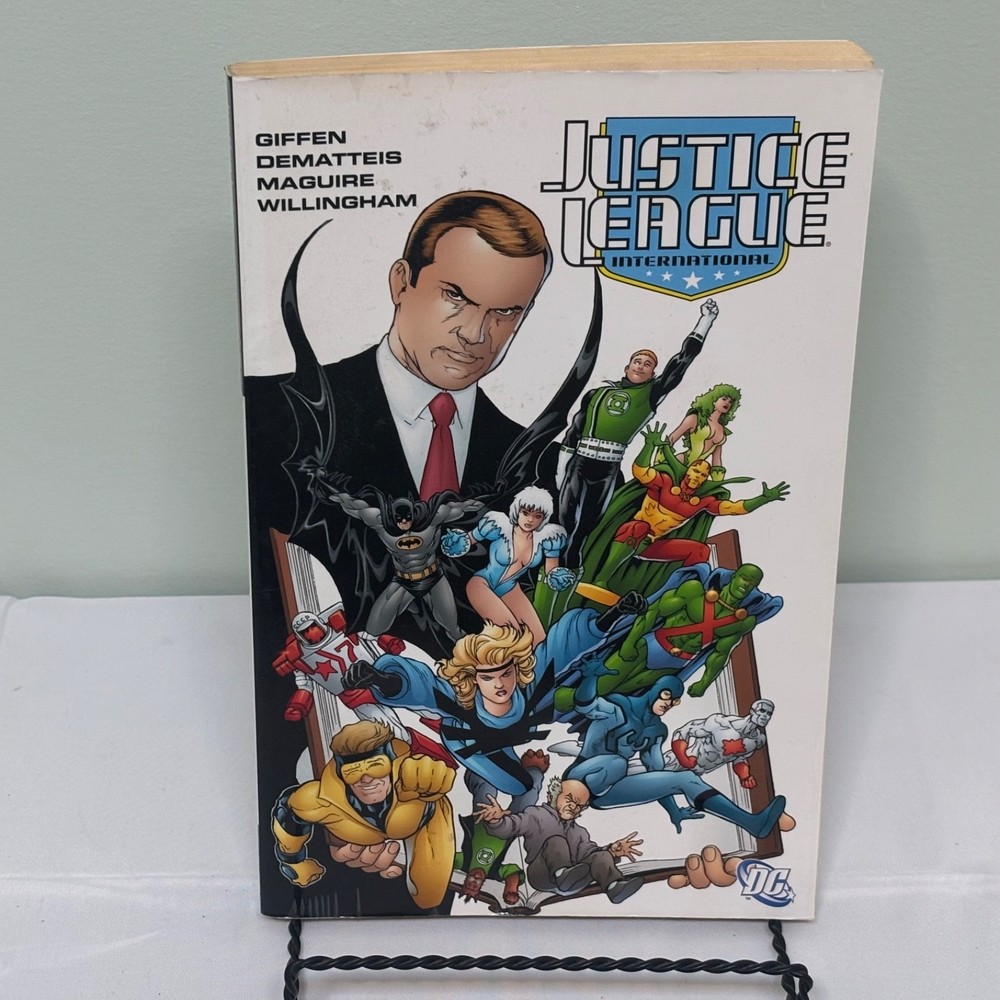 Justice League International DC Comics Volume 2 Paperback Book