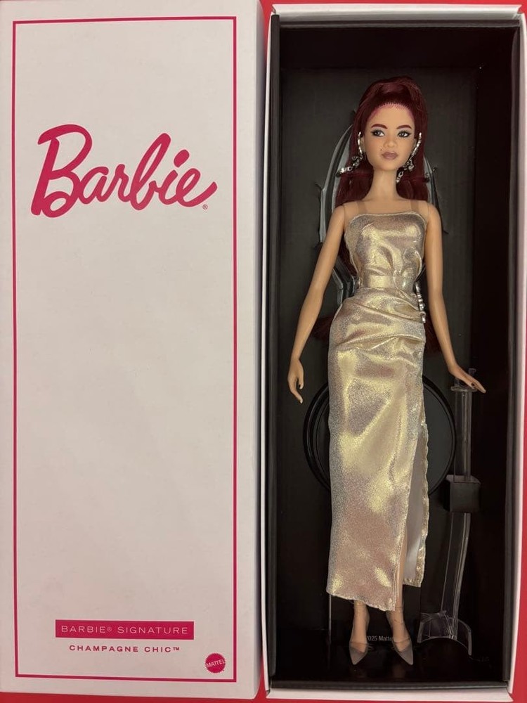 Barbie 2025 Convention Doll #f25986