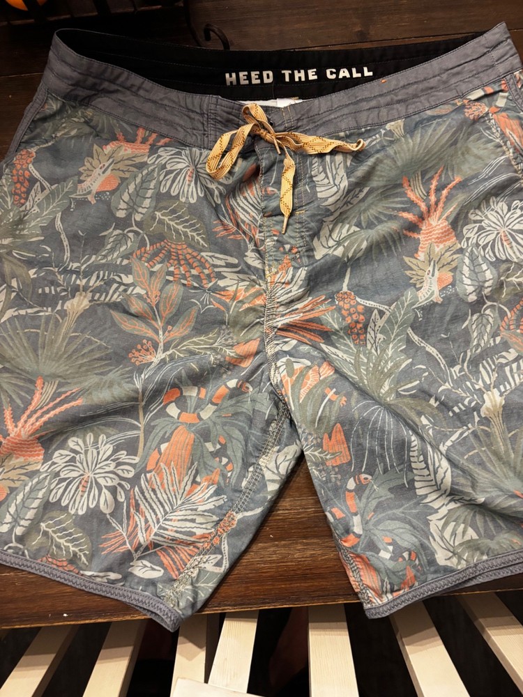 Howler brothers board shorts