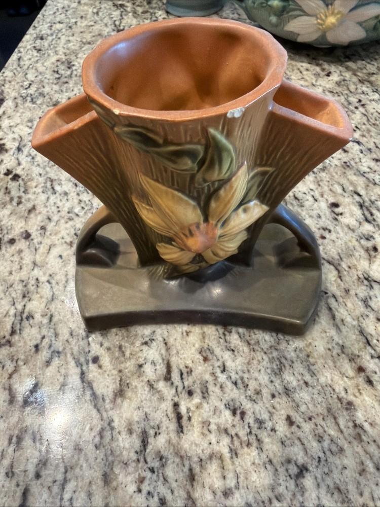 Vntg 1944 Roseville Clematis Art Pottery Brown Triple Vase 192-5 USA Floral A+++