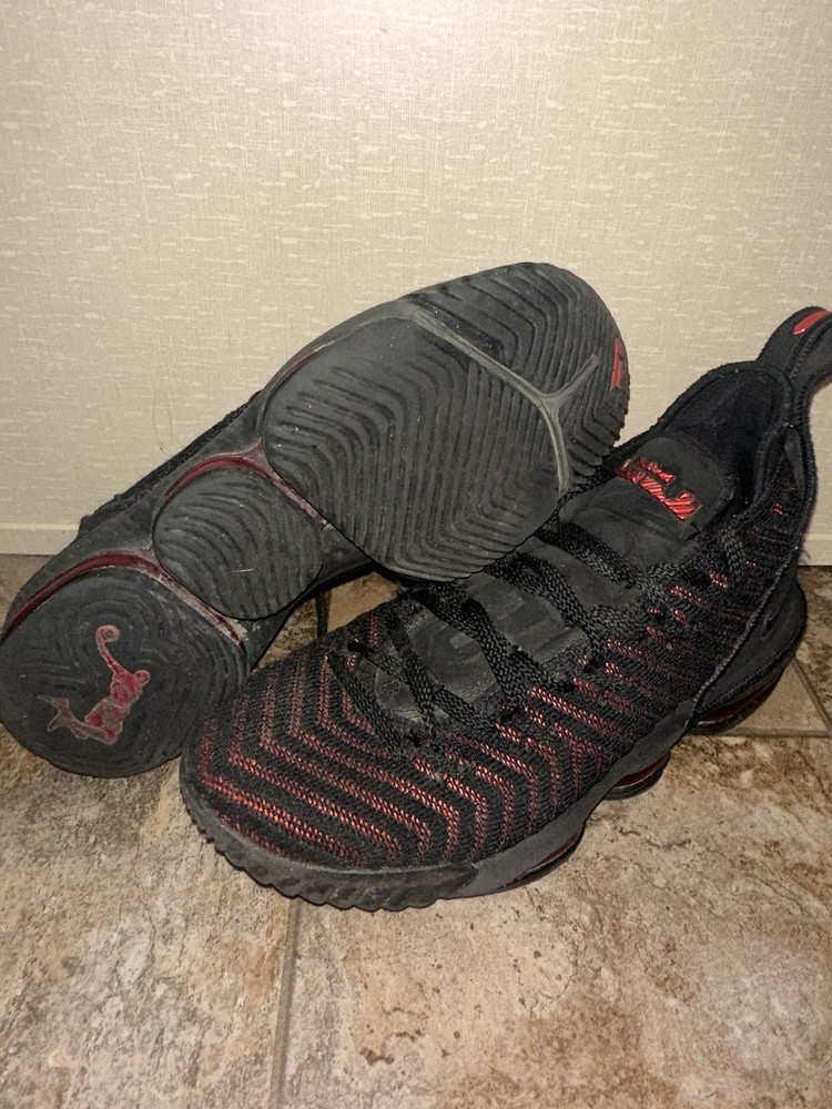 Men’s Nike Lebron 16 Fresh Bred Sneaker Size 7.5 Black & Red Air Max A02588 002