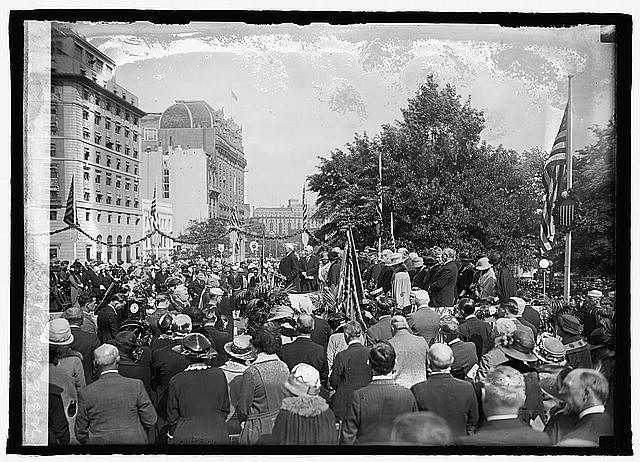 Photo:New York NY 1923 Alexander Hamilton Statue Unveiling Crowd Ceremony