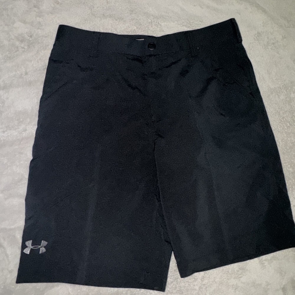 Under Armour Mens  Heatgear Golf Shorts  Size 32