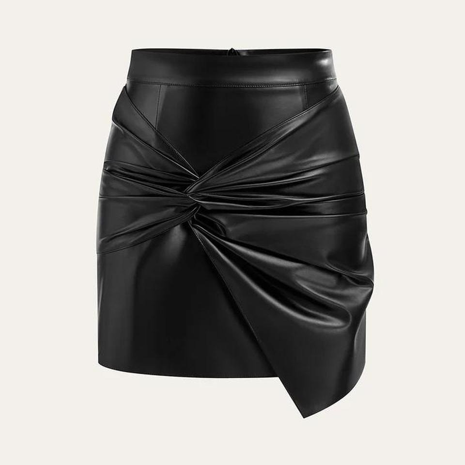 Commense Black Faux Leather Twist Mini Skirt Small