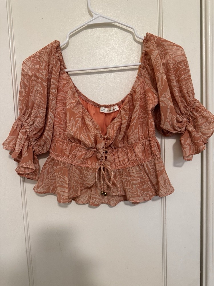 Here Comes The Sun Boho Peach Floral Puff Sleeve Peplum Crop Top Tie Front Sz S