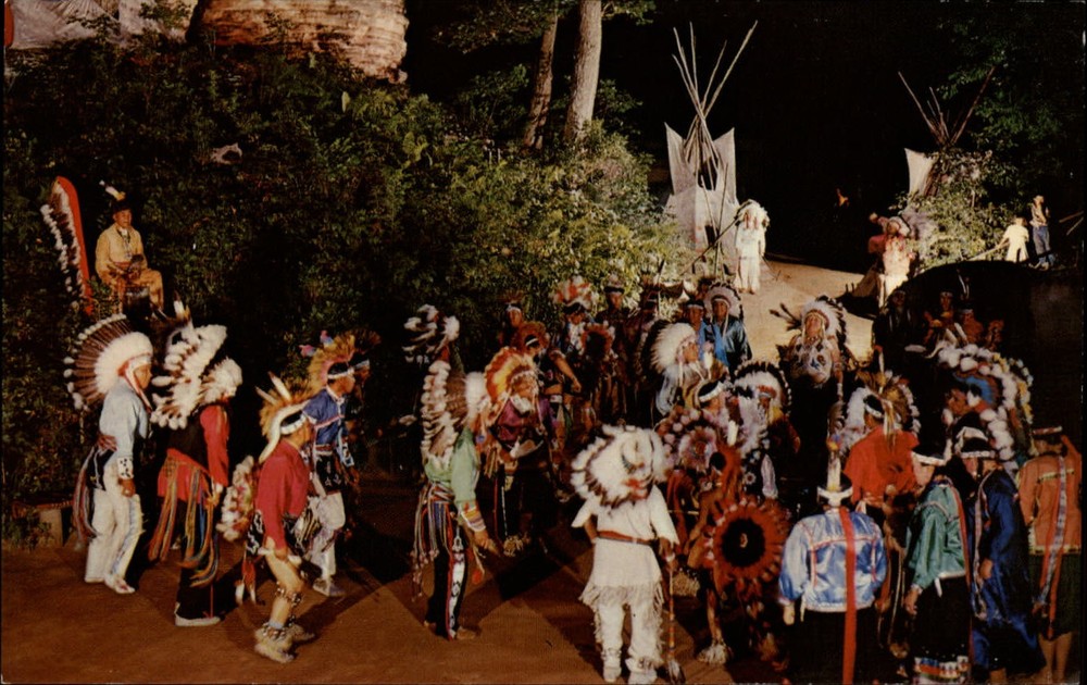 Wisconsin Dells WI Winnebago War Dancers regalia Stand Rock Ceremonial postcard