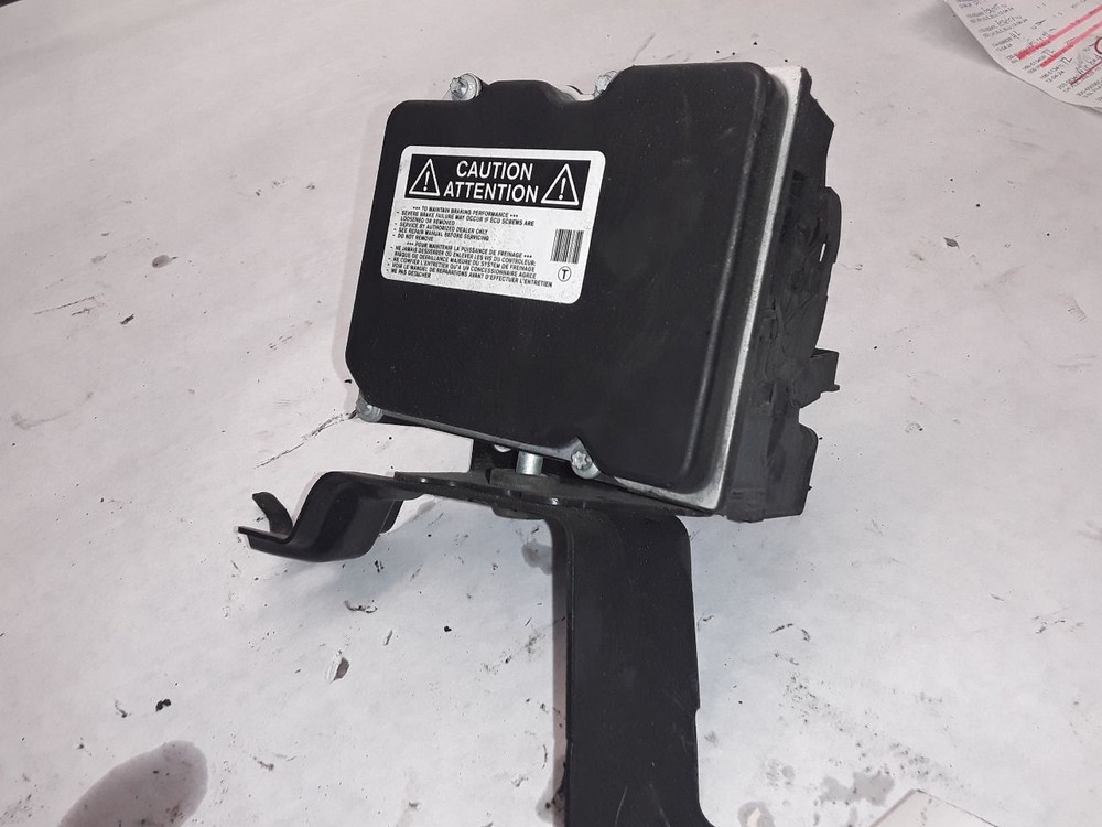 ABS Pump Actuator & Assembly for 2010-2011 Toyota Camry VIN F-image