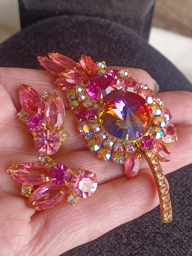 Vintage Juliana Open Back Pink Crystal Ab Rhinestone Watermelon Rivoli Pin Set