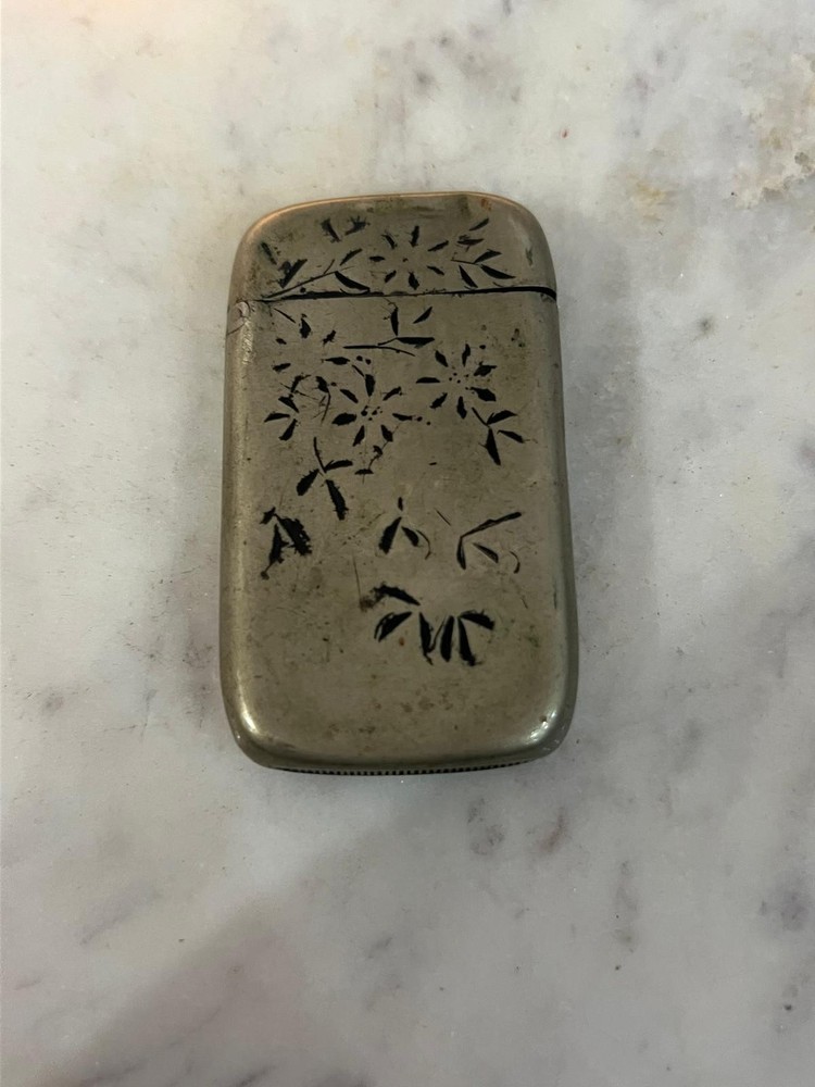 Vintage Style Vesta Case Match Safe Holder Floral Pattern Metal Pocket Striker