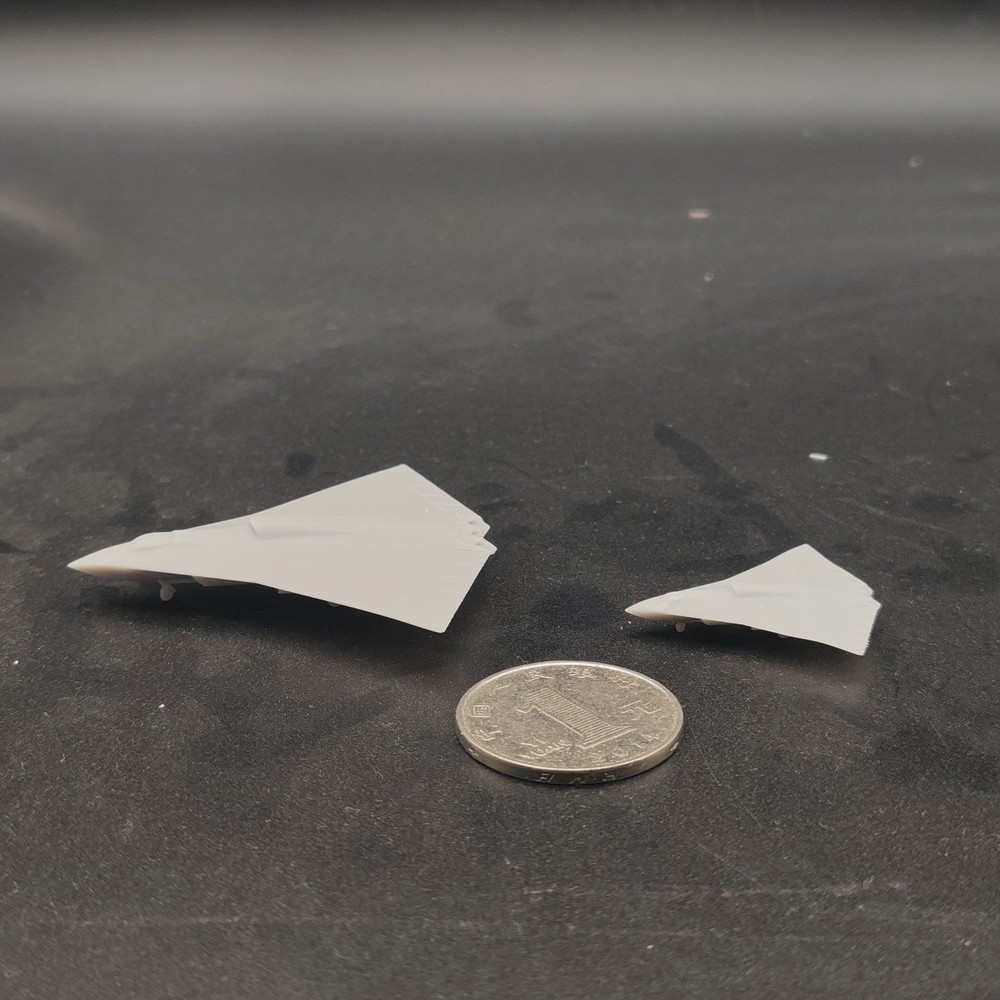 3D printed 1/350/700/400 model of China's J-36 stealth fighter jet  Uncoated