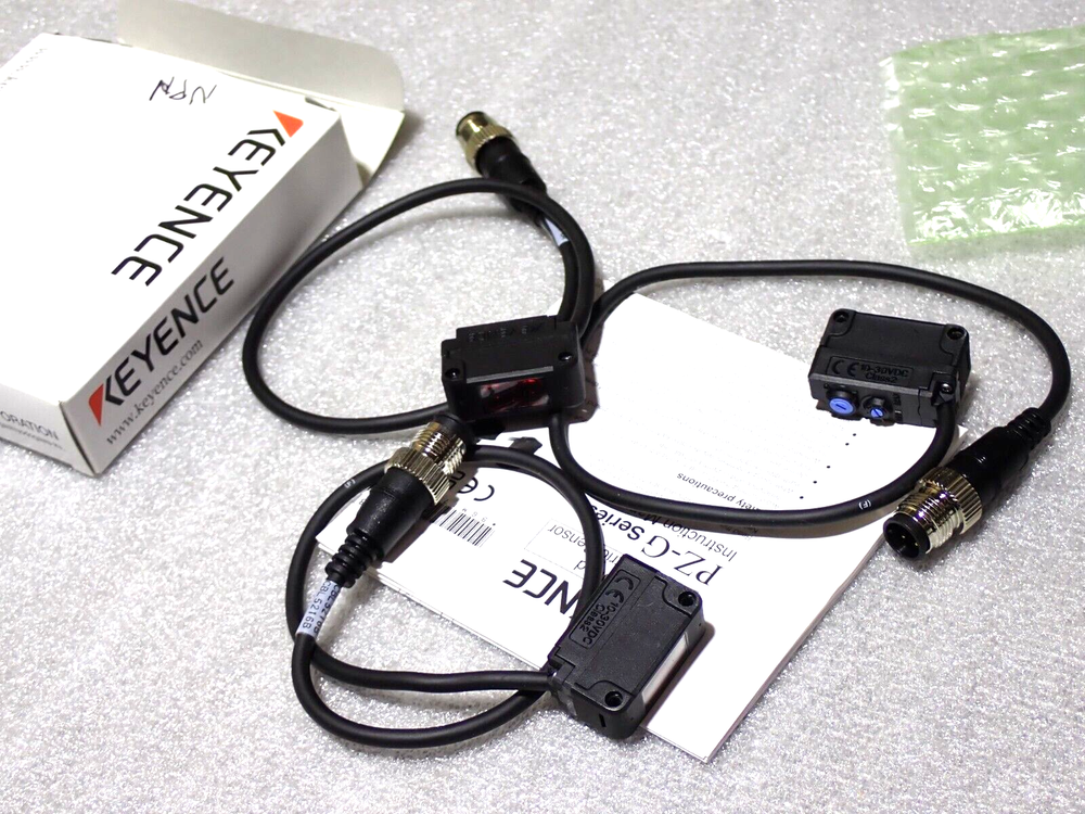 PZ-G41EN KEYENCE SENSOR LOT OF [3] NEW