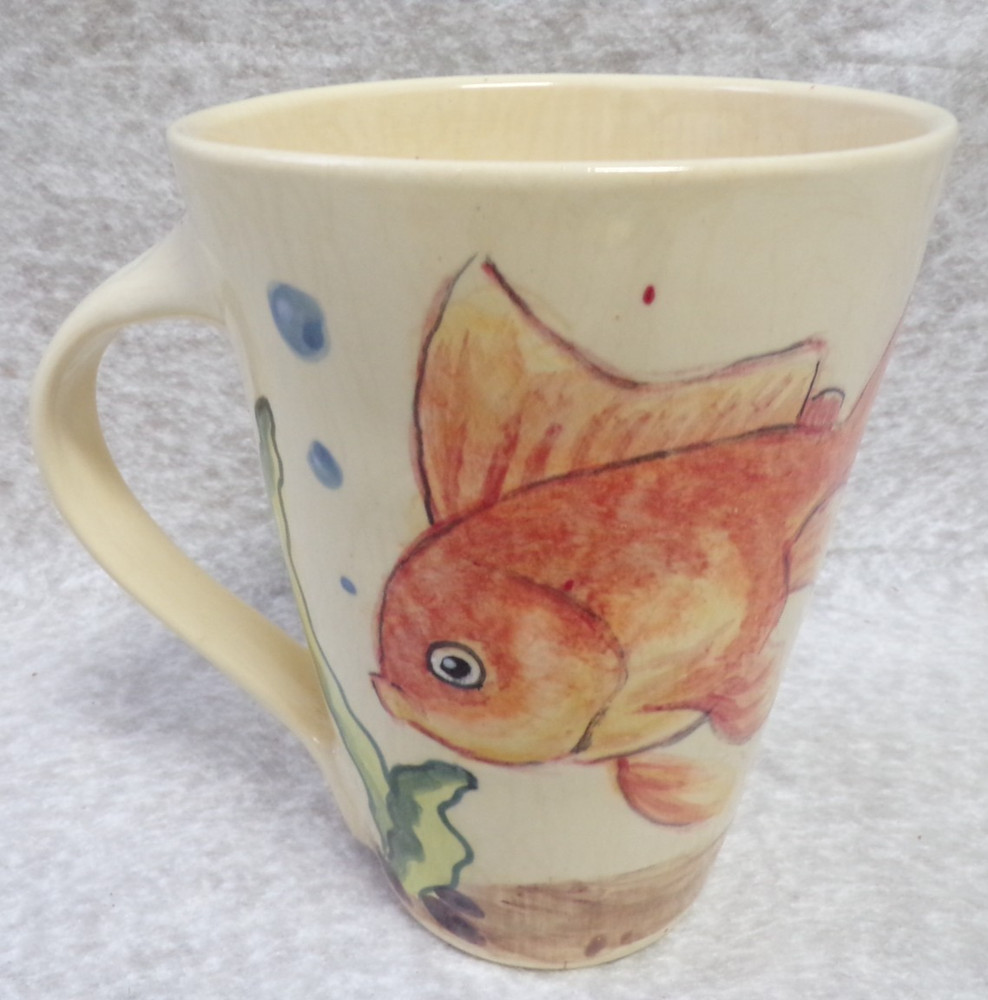 Large 20 Ounce Coffee Tea Pottery Mug Hand Painted Gold Fish & Coral