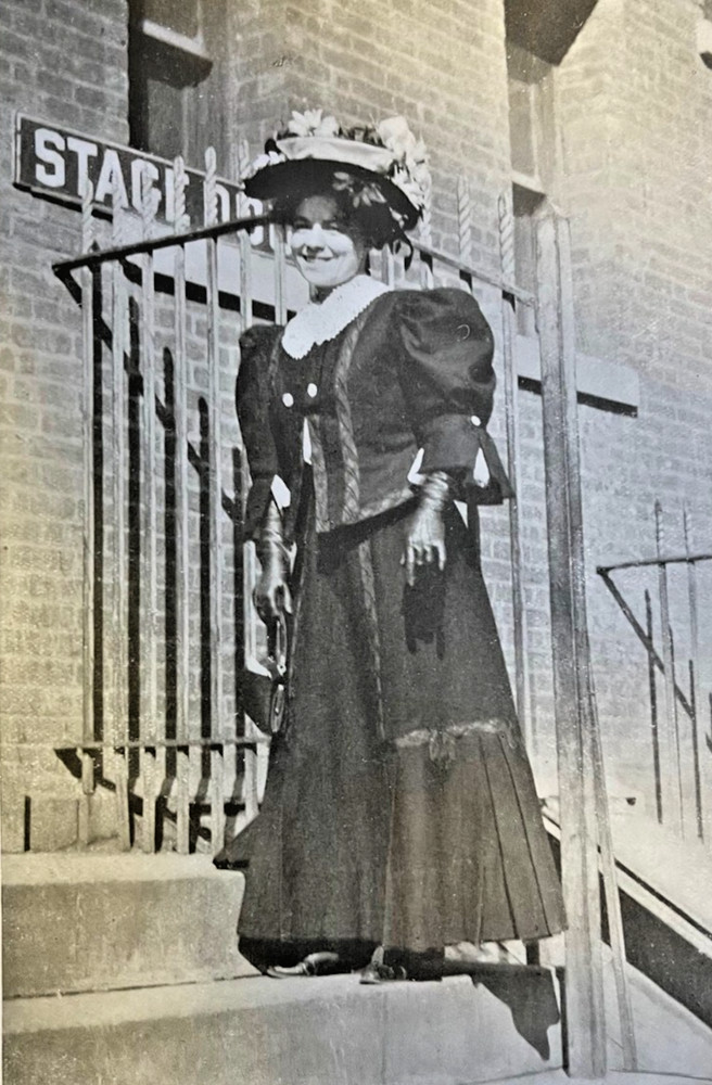 1910 Vintage Magazine Illustration Actress Grace Hazzard