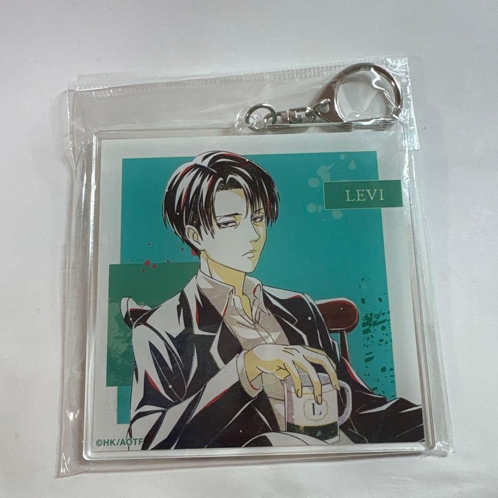 Attack on Titan Levi Acrylic Stand Keychain Set