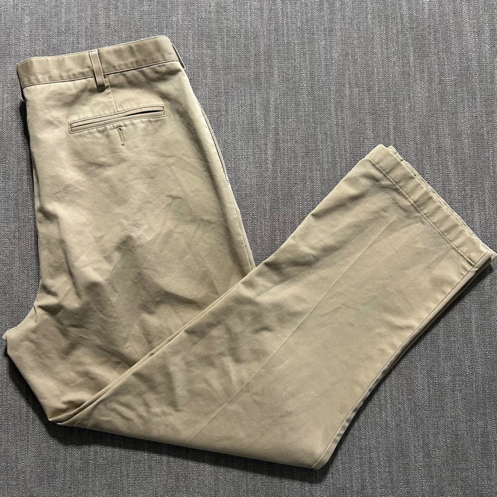 Lands End Mens 38x30 Traditional Fit Pleated Chino Pants Khaki Cotton Trousers