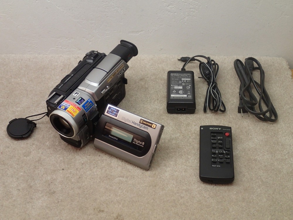 Sony DCR-TRV510 Digital 8 Handycam Camcorder Works but Issues User Item