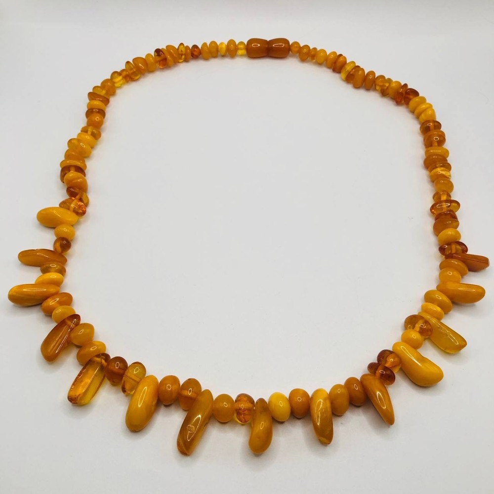 Vintage Genuine Egg Yolk Baltic Amber Butterscotch Necklace Beads