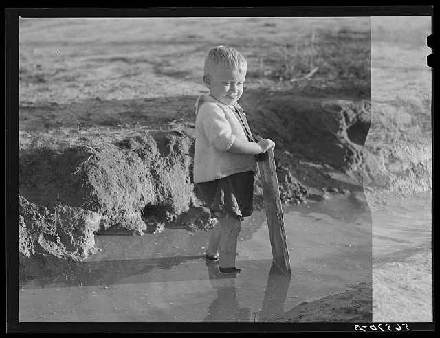 Photo:Columbus Georgia Milstead Ave Fort Benning Child Playing 1940