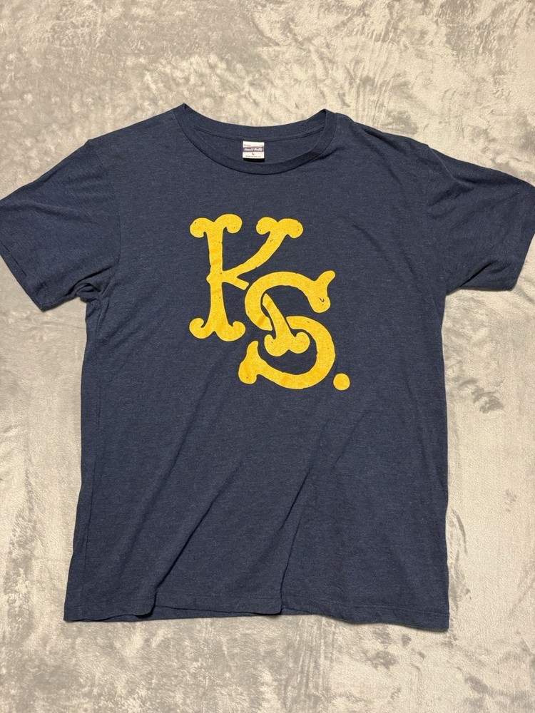 Charlie Hustle KS Men’s Blue T-Shirt - Large- Kansas State Yellow Print