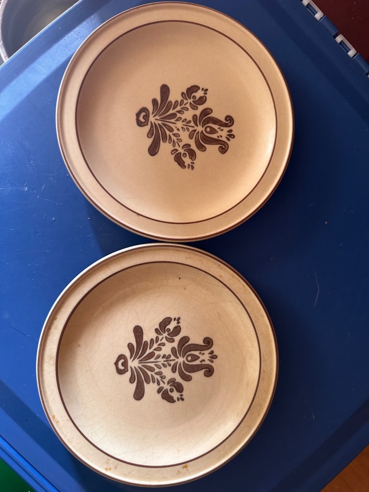 Vintage Pfaltzgraff Village Salad/bread Plate 7