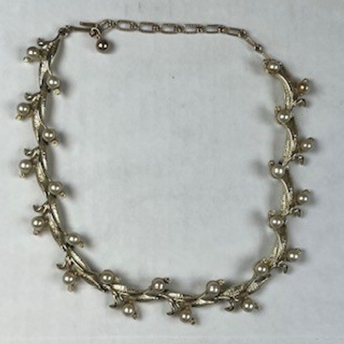 Vintage Gold Tone Faux Pearl Leaf Vine Choker Necklace Adjustable Hook Clasp