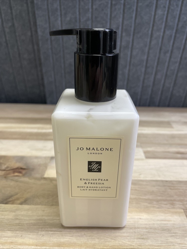 Jo Malone London English Pear & Freesia Body & Hand Lotion - 8.5 oz New Unboxed