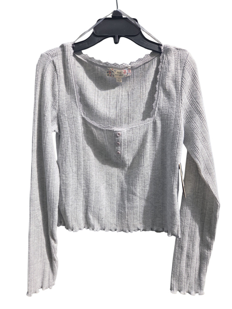 Juniors' Pink Republic Pointelle Long Sleeve Lounge Top, Light Grey. Size S