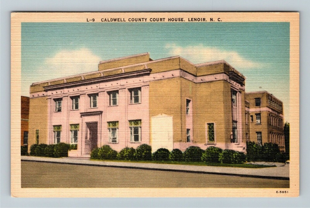 Lenoir NC-North Carolina Caldwell County Courthouse Vintage Souvenir Postcard
