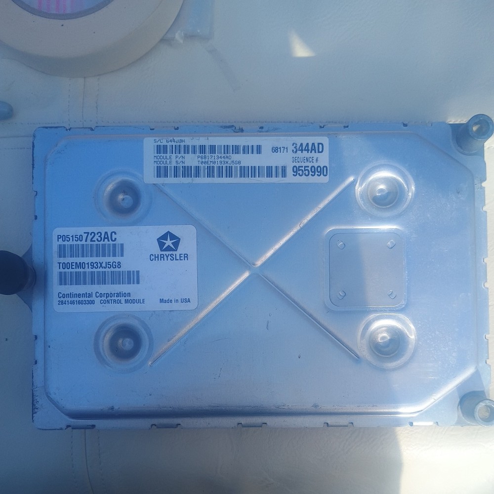 2013 Dodge Charger 300 P05150723AC Engine Control Module Unit Ecm D50 028
