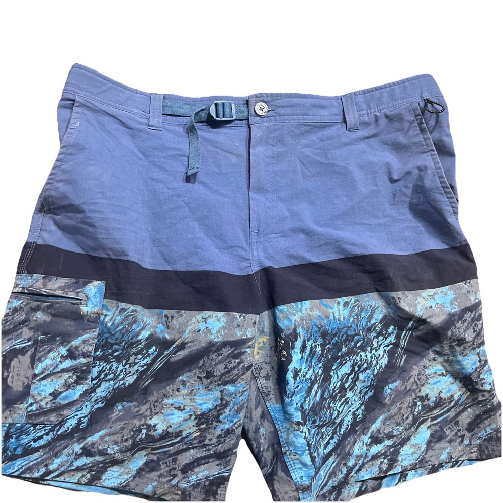 Realtree Fishing Shorts Mens XL Blue Camo Performance Hybrid Outdoor