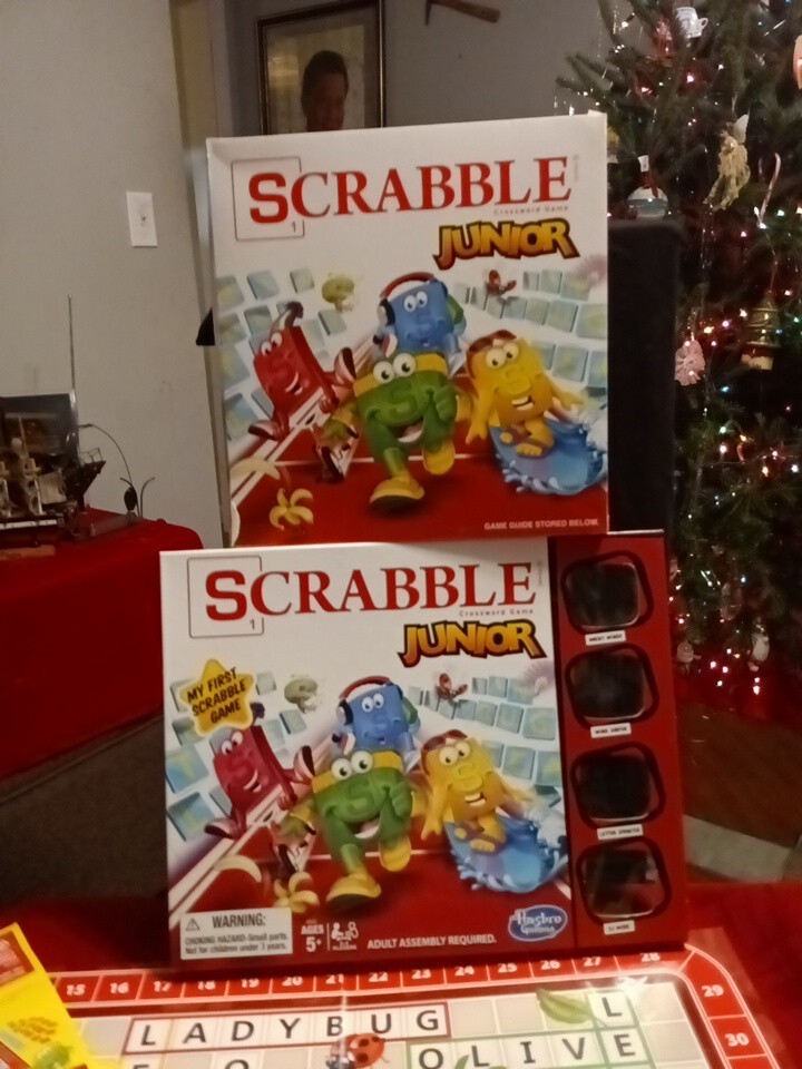 Scrabble Junior Double-Sided Game Board with Character Tokens by Hasbro