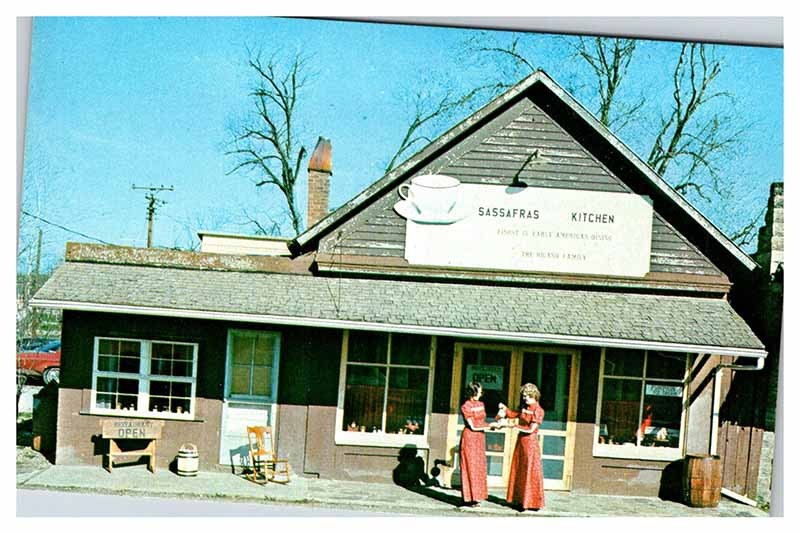 Postcard RESTAURANT SCENE Bridgeton Indiana IN m/09 AU1366
