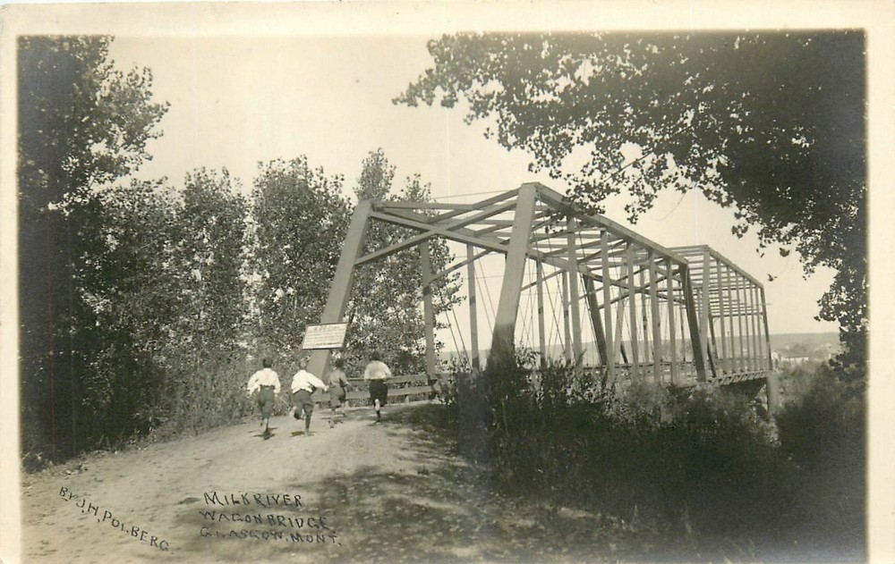 c1910 Glasgow Montana Wagon Bridge Milk River RPPC Postcard 26-534
