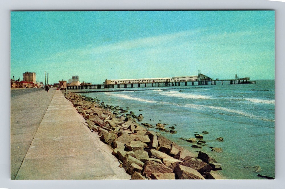 Galveston TX-Texas Seawall And Pleasure Pier Standard Postal Vintage Postcard