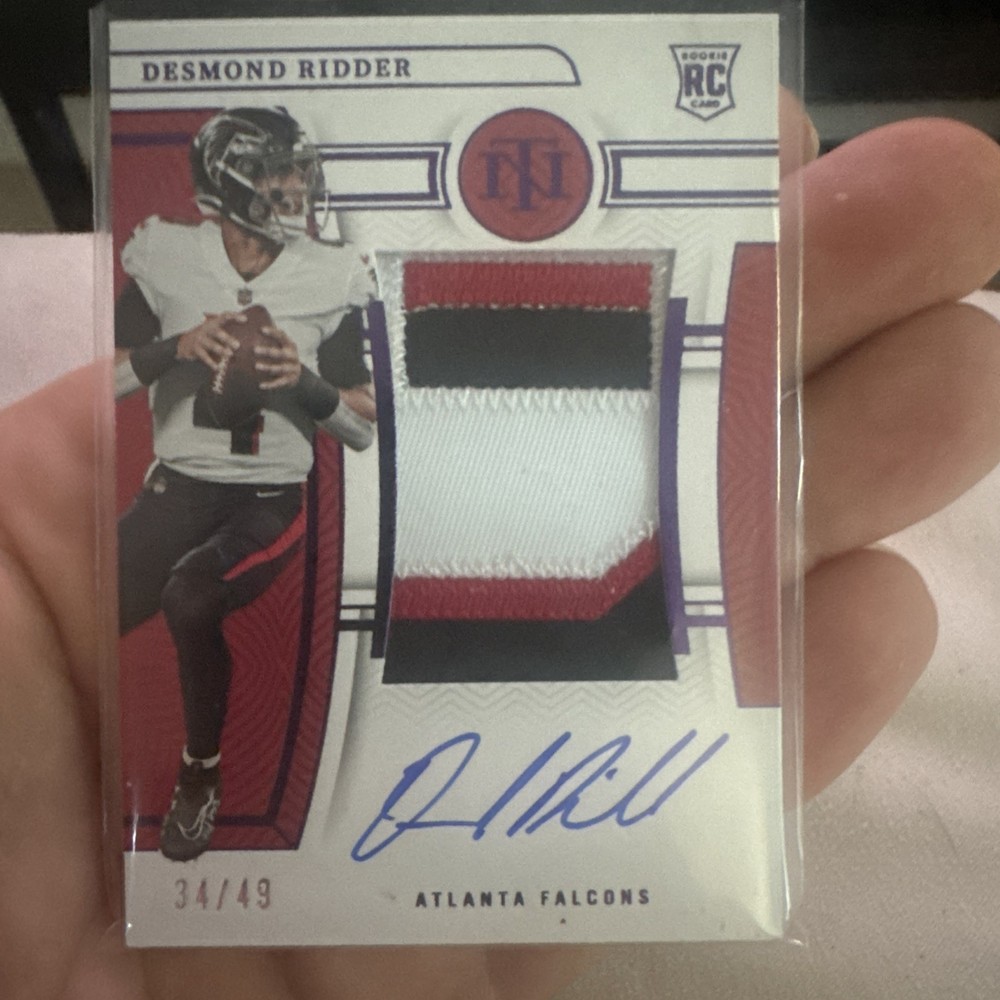 2022 Panini National Treasures Rookie Patch Autographs Desmond Ridder Purple/49