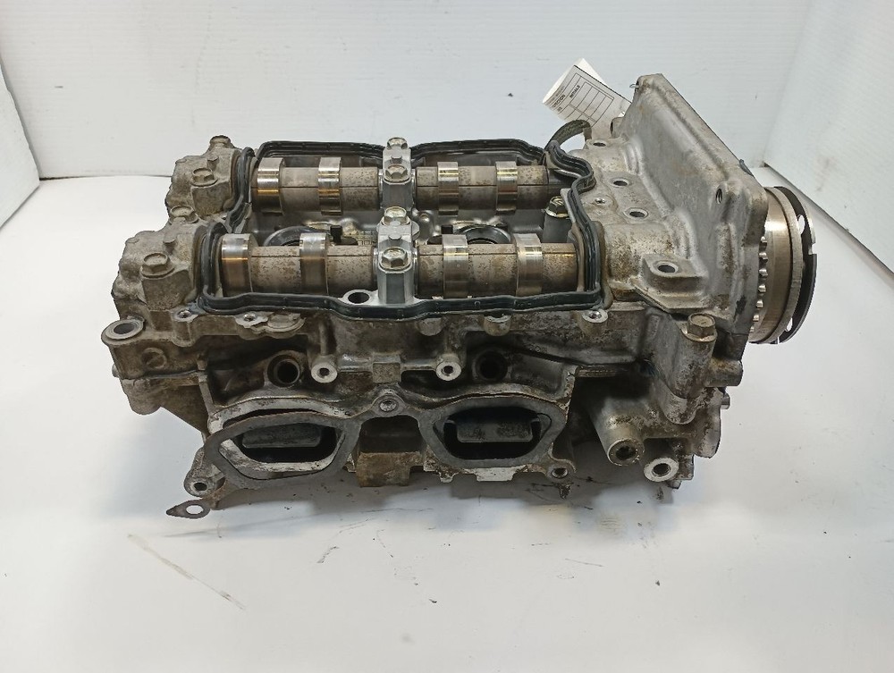 Driver Left Cylinder Head 2.5L From 2014 FORESTER  (11709347