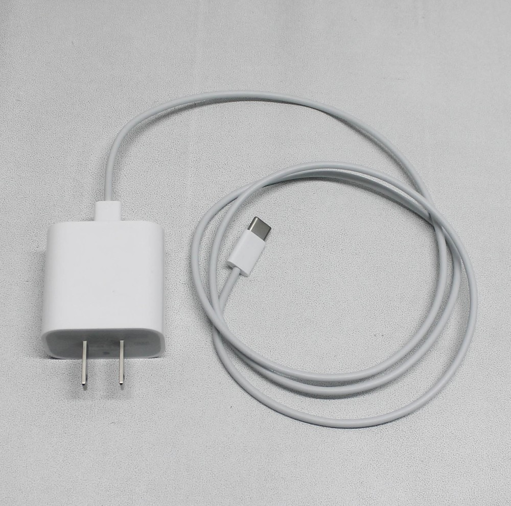 A2305 Apple Ac Adapter 20W Usb-C For Mm9F3Ll/A Model A2588 