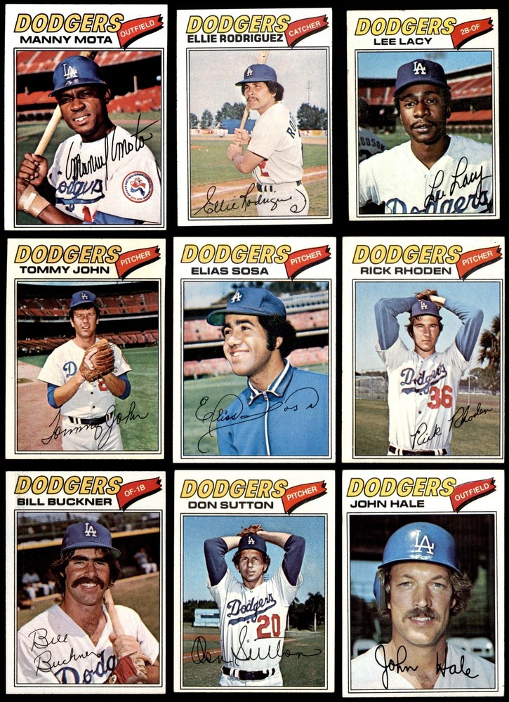 1977 Topps Los Angeles Dodgers Near Team Set 3.5 - VG+ 7060525 (17 / 26 cards)