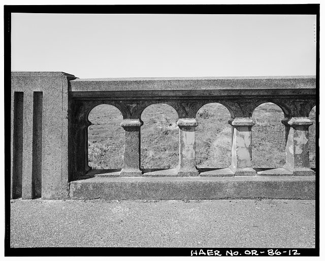 12. DETAIL VIEW OF BRIDGE RAILING. - Big Creek Bridge, Spanning Big Creek on