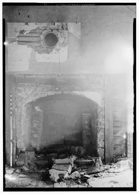 Photo:Dumfries Virginia Main Street Merchant House Fireplace 1900s