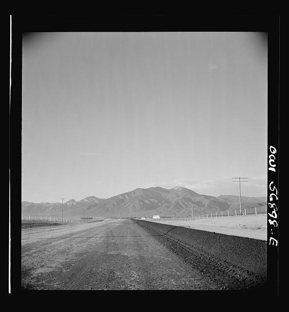 Photo:1930s Mountain Highway Road Landscape Desert Power Lines