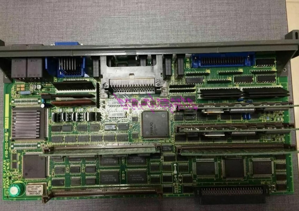 ONE used Fanuc A16B-2202-0880 circuit board